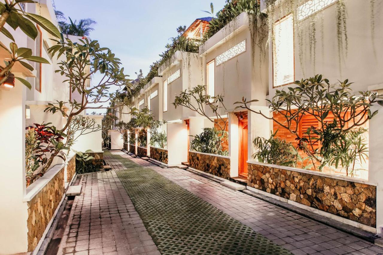 Villa Kayu Raja Seminyak  Exterior photo