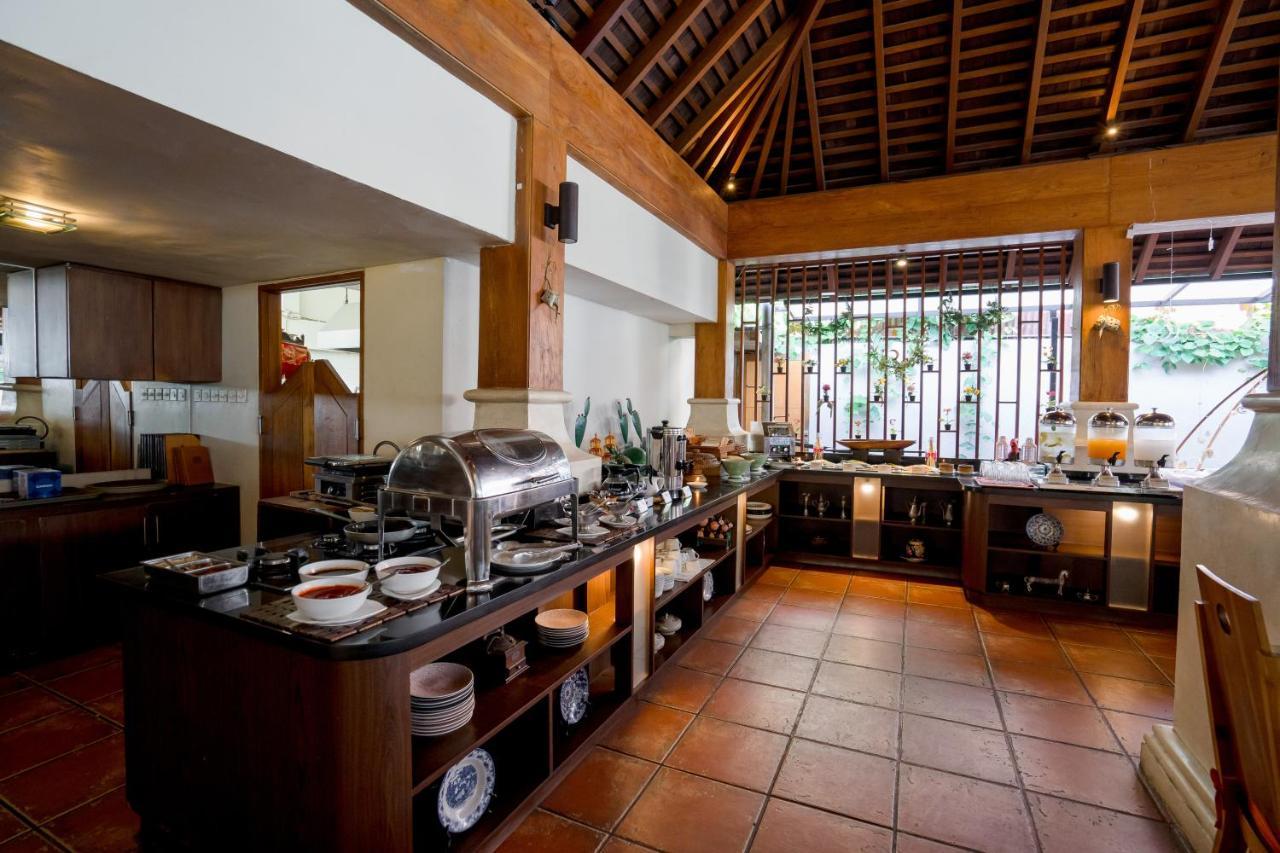 Villa Kayu Raja Seminyak  Exterior photo