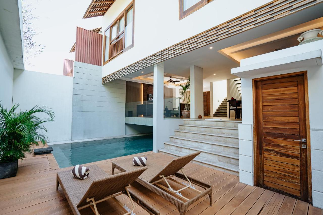 Villa Kayu Raja Seminyak  Exterior photo